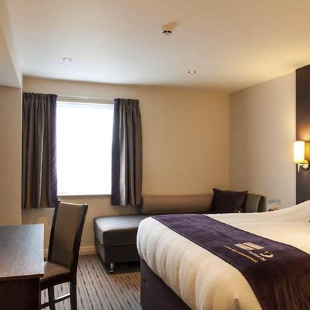 Premier Inn Glasgow - Bellshill Мотеруэлл Экстерьер фото