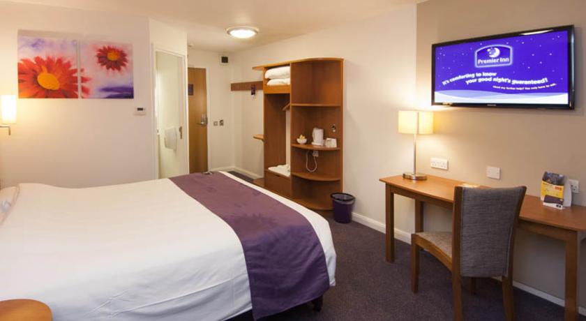 Premier Inn Glasgow - Bellshill Мотеруэлл Экстерьер фото