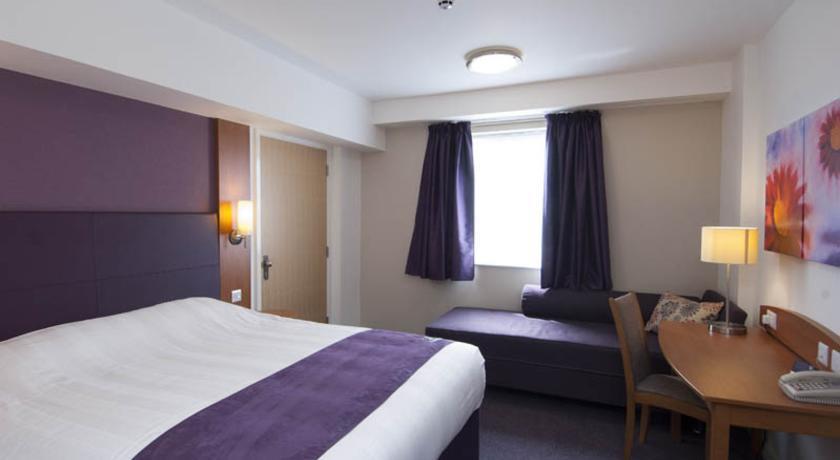 Premier Inn Glasgow - Bellshill Мотеруэлл Номер фото