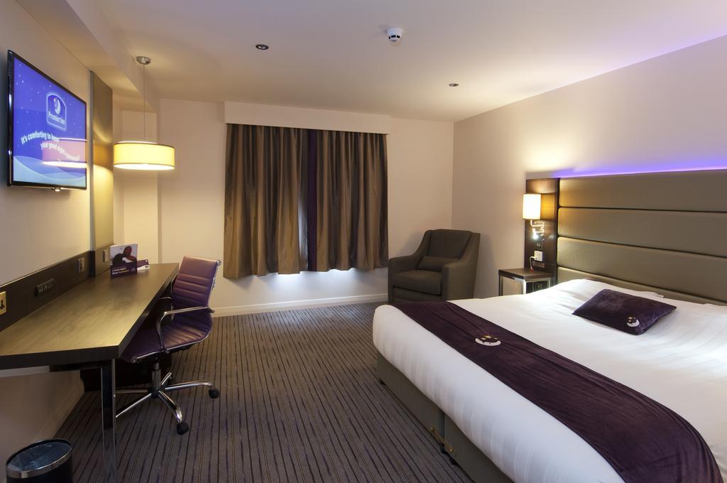 Premier Inn Glasgow - Bellshill Мотеруэлл Номер фото