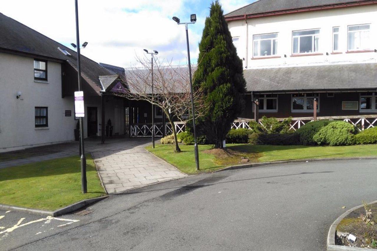 Premier Inn Glasgow - Bellshill Мотеруэлл Экстерьер фото