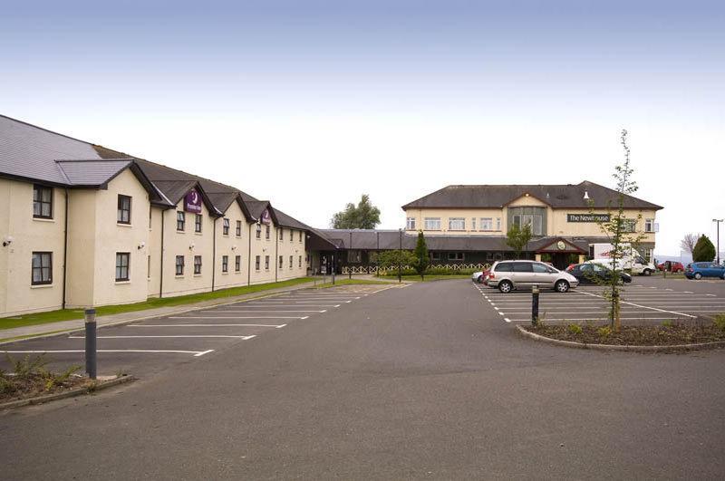 Premier Inn Glasgow - Bellshill Мотеруэлл Экстерьер фото