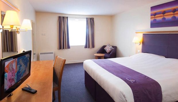 Premier Inn Glasgow - Bellshill Мотеруэлл Экстерьер фото
